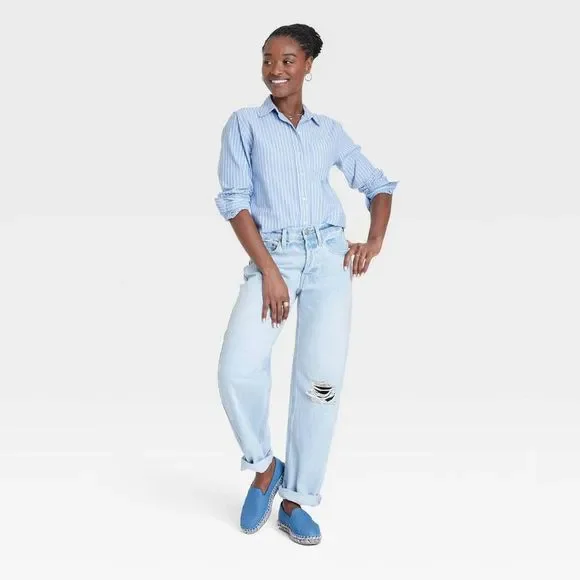 Light Blue Distressed Women's Jeans - Picture 4 of 4